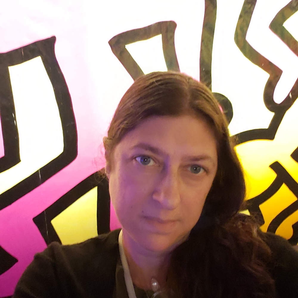 Meet your Posher, Elizabeth